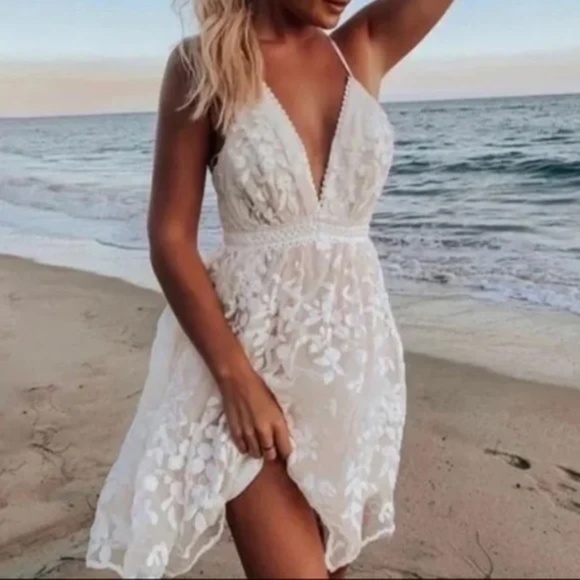 021 Boho White Floral Embroidered Formal Wedding Prom Dress - Picture 3 of 9